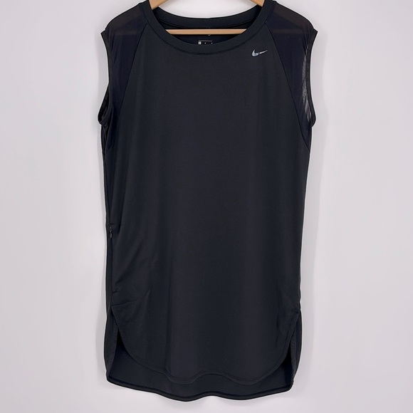 Nike Sleeveless High-Low Dress with Pocket Women’s Size Large in Black - Picture 1 of 8